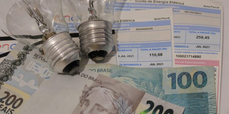 TRF1 suspende indenização bilionária a transmissoras de energia e determina ressarcimento a consumidores